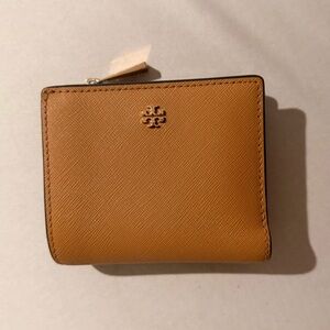 Tory Burch Camel Leather Zip Wallet